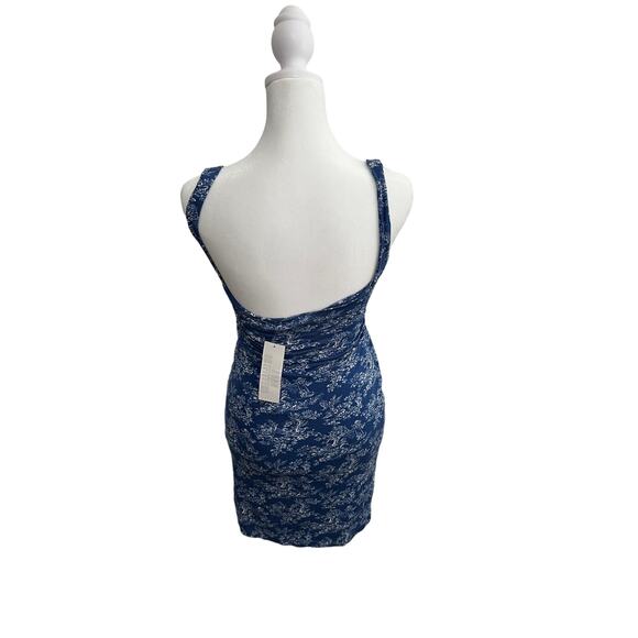 NWT Urban Outfitters Justine bodycon dress size S - Picture 2 of 4
